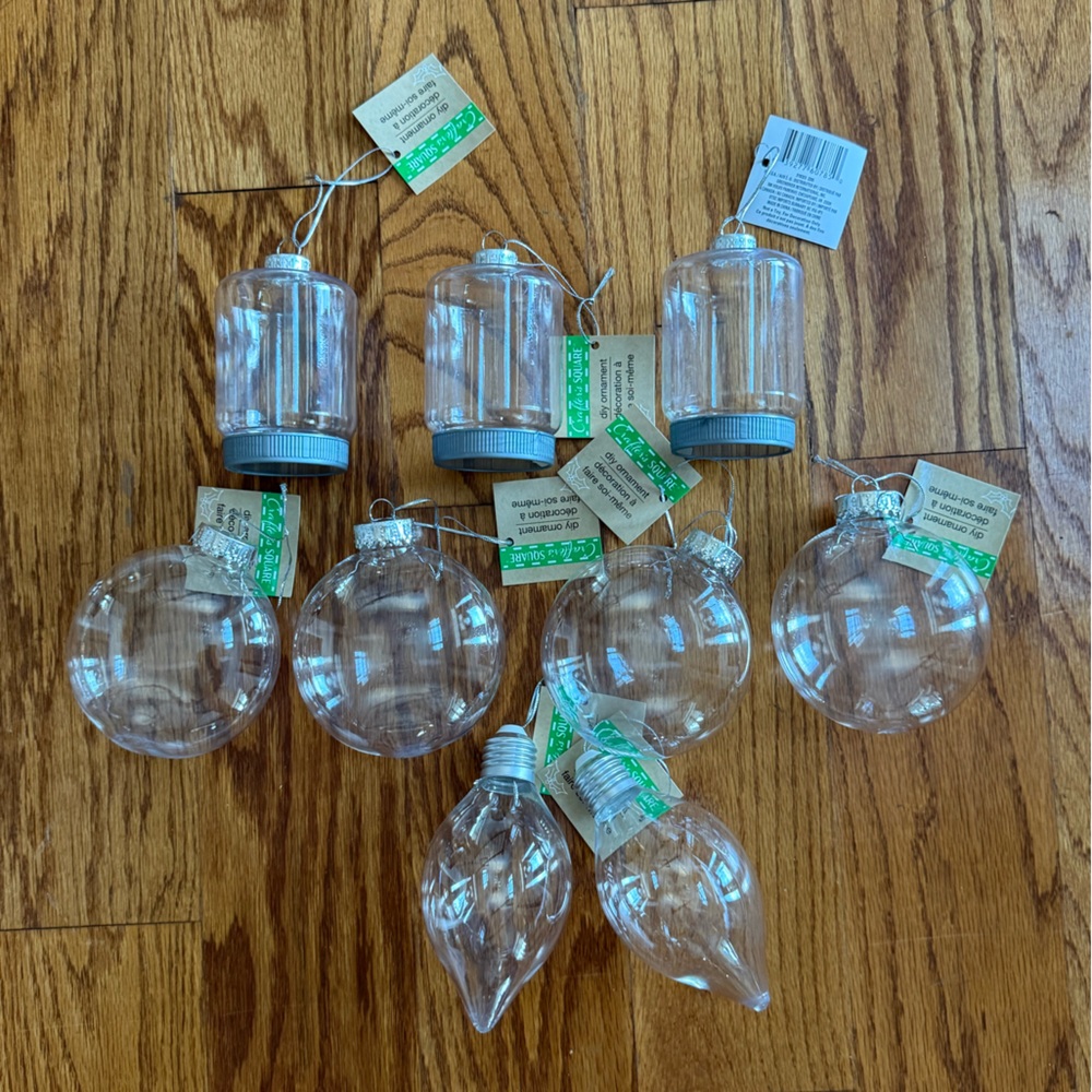 New! Lot of 9 DIY Fillable Christmas Holiday Ornaments,